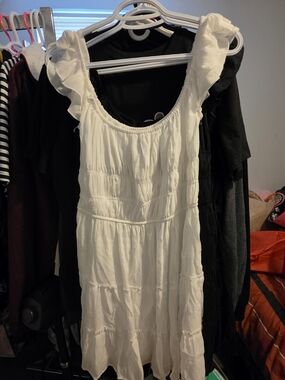 Women's White Ruffled Tiered Midi Dress